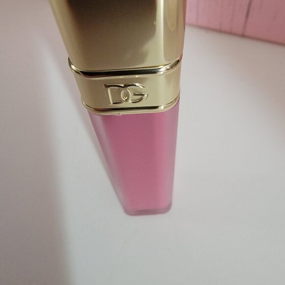 DOLCE GABBANA Everkiss Devotion Liquid Lipstick Mousse - Picture 4 of 7